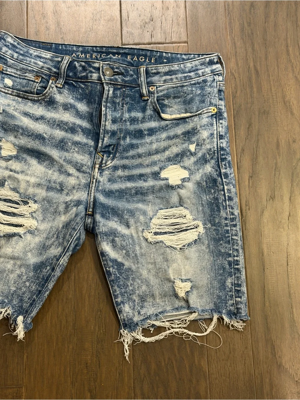 American Eagle Mens Jean Shorts 32 Blue Distressed Raw Hem Move Free Airflex +